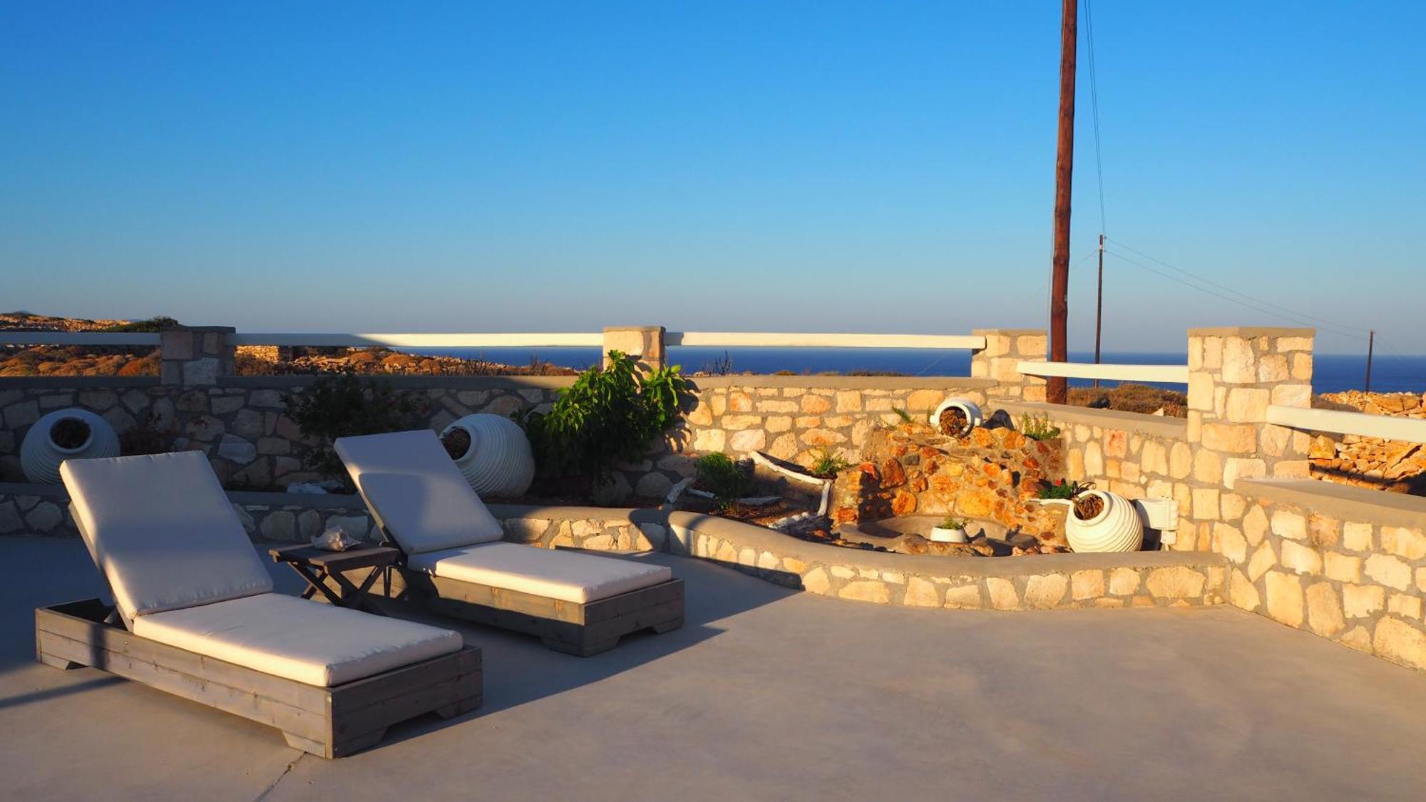 Ataraxia- Stonebuilt Studios And Apartments Кимолос Номер фото